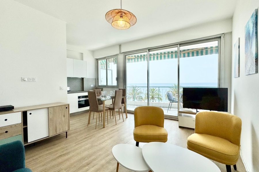 Spacious master bedroom with premium linens and stylish decor at Apartment Le Milord, Easy Home Booking.